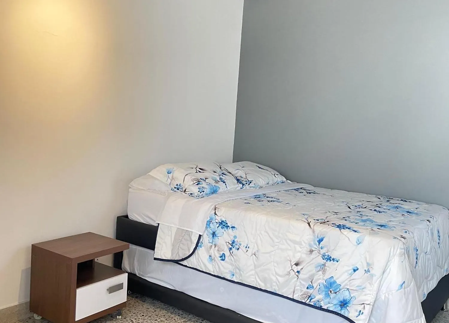 Habitacion Comoda En Laureles, Estadio Apartment Medellin Homestay